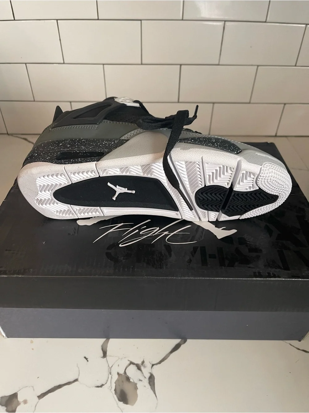 Men’s Retro 4 Fear Size 5.5.